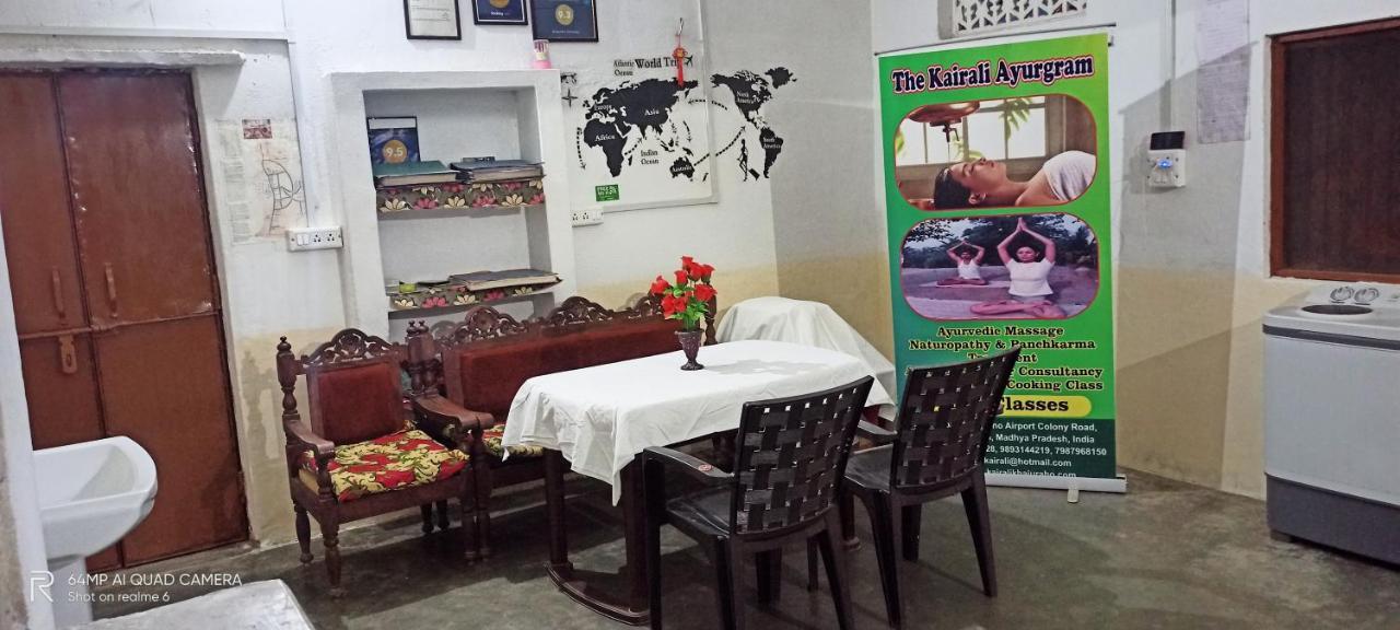Hostel Buddha קג'ורהו מראה חיצוני תמונה
