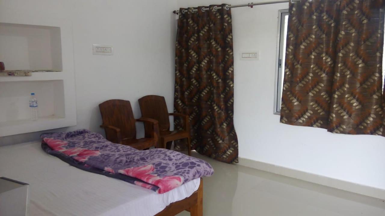Hostel Buddha קג'ורהו חדר תמונה