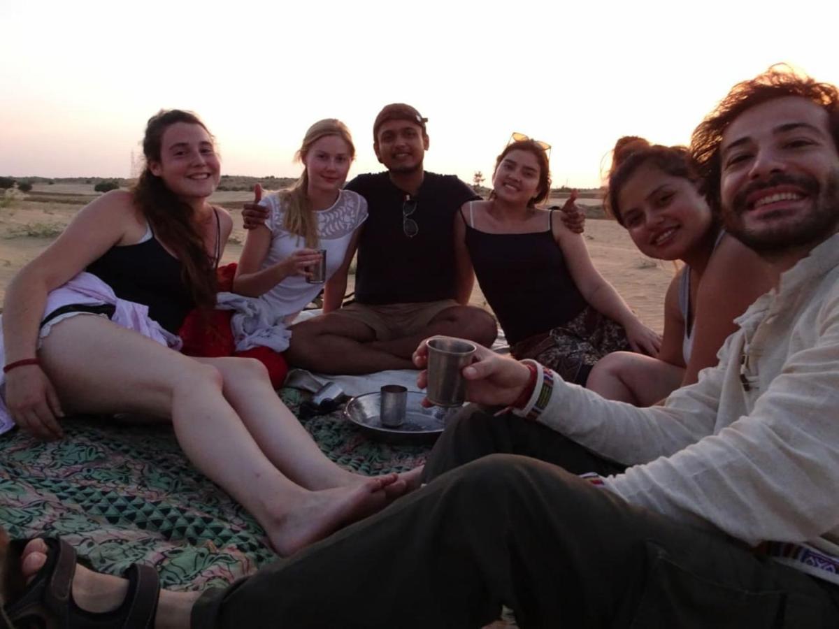 Hostel Buddha קג'ורהו מראה חיצוני תמונה